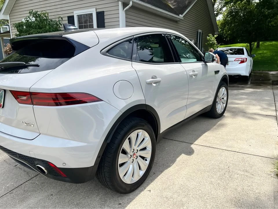 2020 Jaguar E-Pace - Image 4 of 14