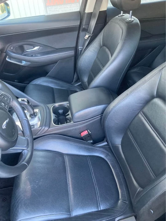 2020 Jaguar E-Pace - Image 6 of 9