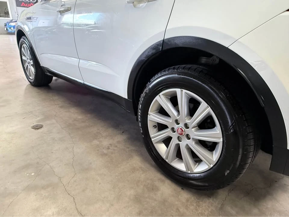 2020 Jaguar E-Pace - Image 7 of 8