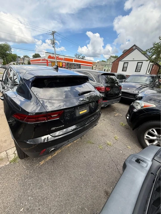 2020 Jaguar E-Pace - Image 4 of 14