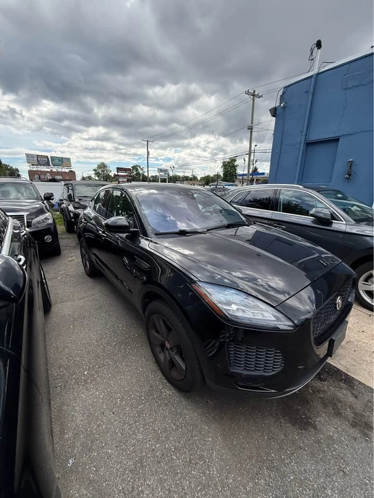 2020 Jaguar E-Pace - Image 3 of 14