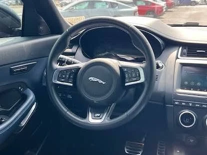 2020 Jaguar E-Pace - Image 15 of 19