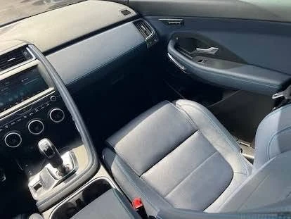 2020 Jaguar E-Pace - Image 10 of 19