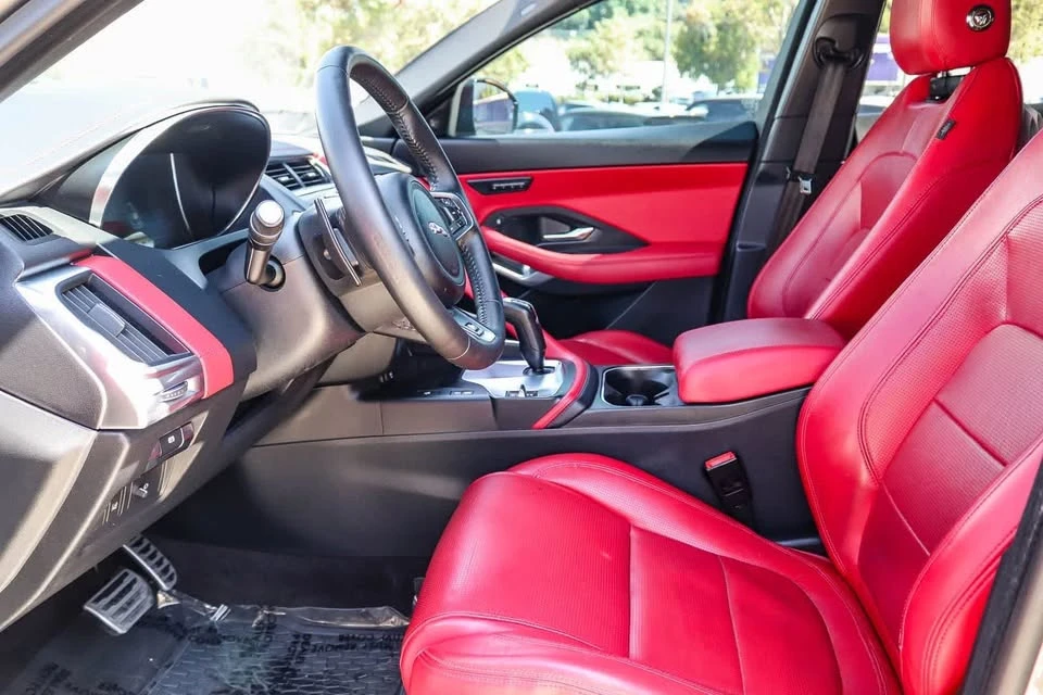 2020 Jaguar E-Pace - Image 4 of 5