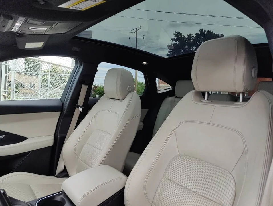 2020 Jaguar E-Pace - Image 7 of 13