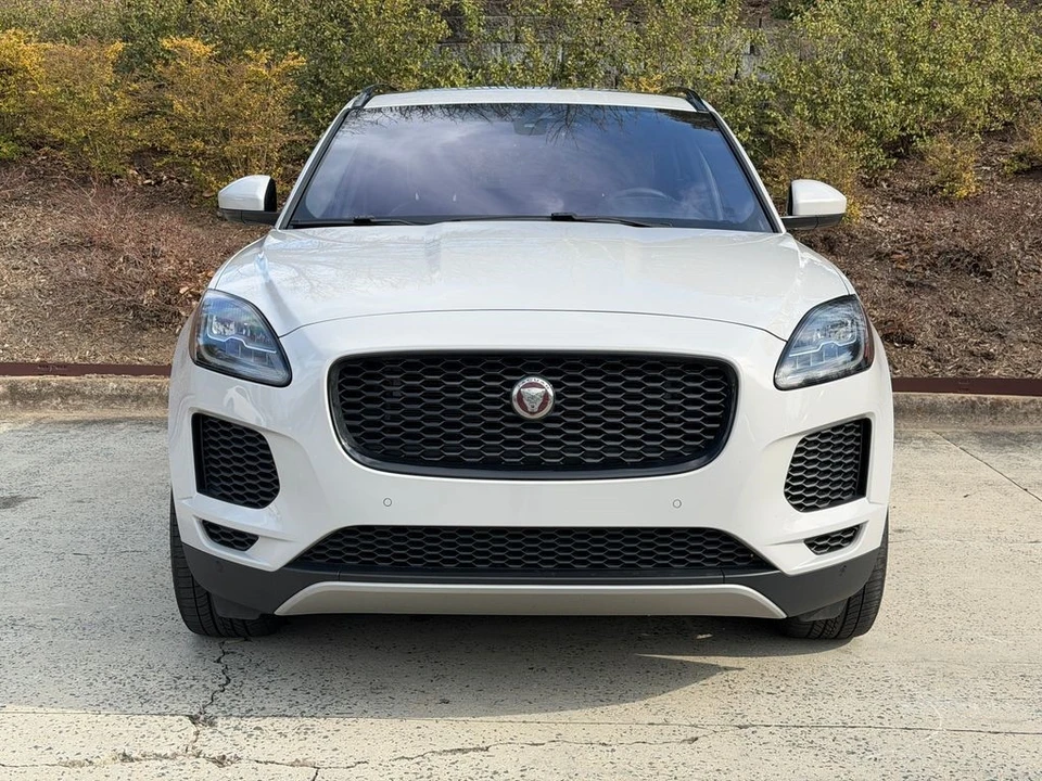 2020 Jaguar E-Pace - Image 11 of 21
