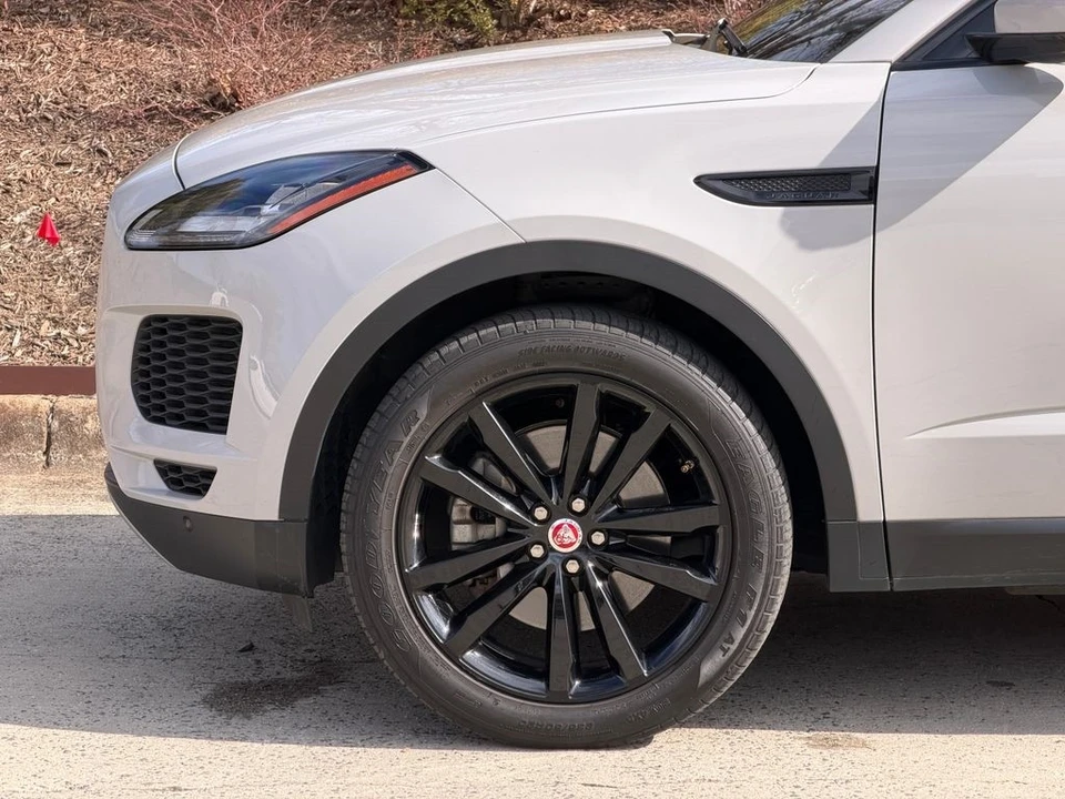 2020 Jaguar E-Pace - Image 13 of 21