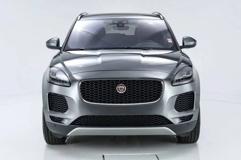 2020 Jaguar E-Pace - Image 8 of 17