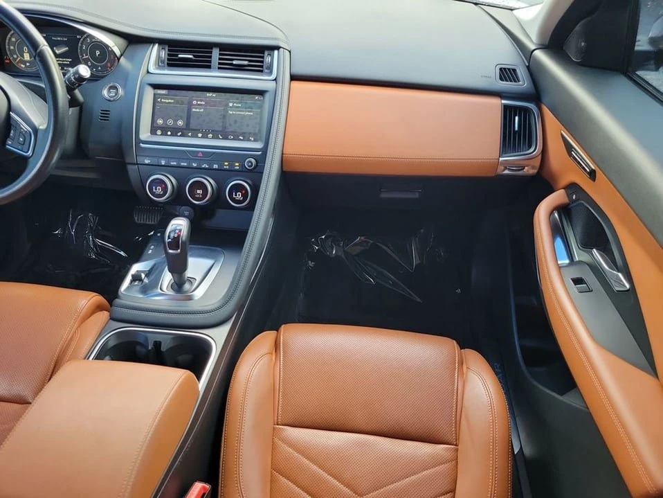 2020 Jaguar E-Pace - Image 4 of 6
