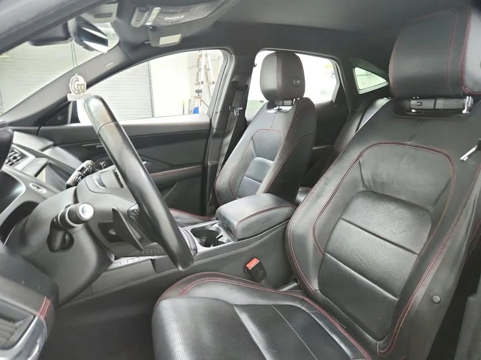 2020 Jaguar E-Pace - Image 14 of 20