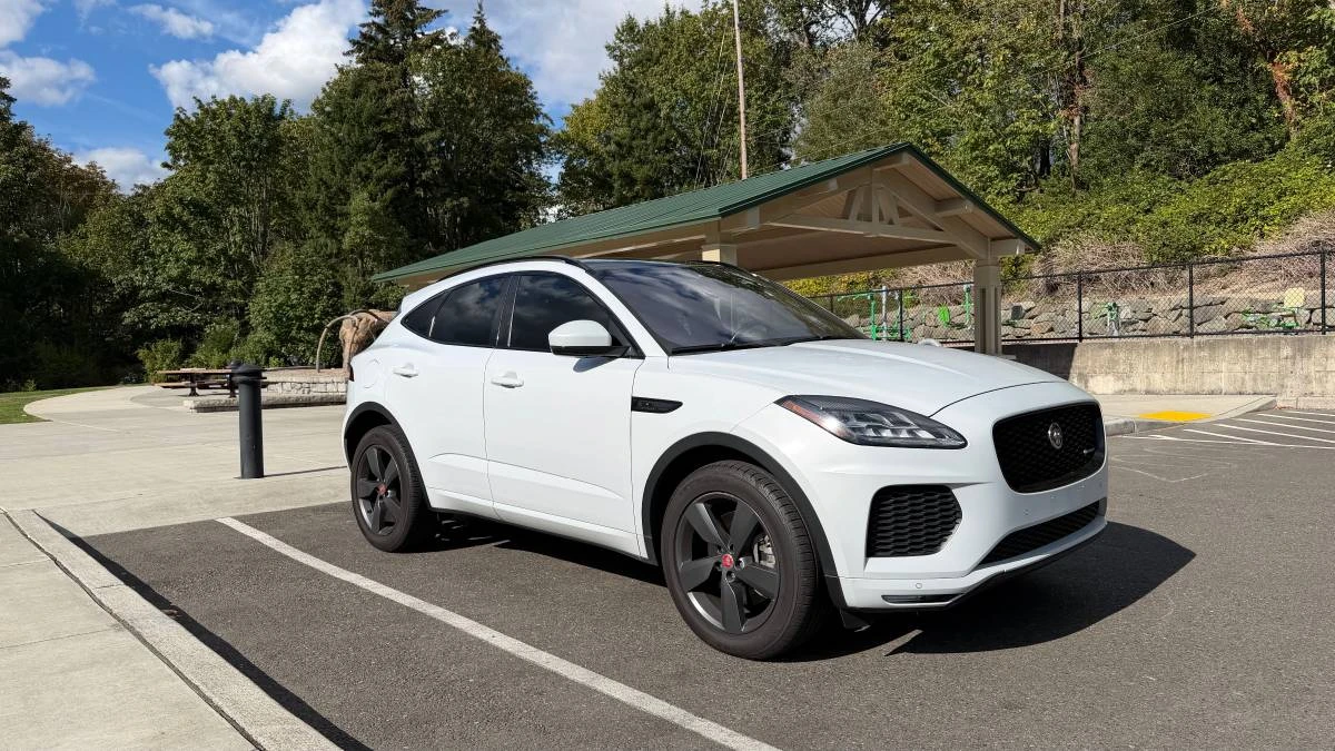 2020 Jaguar E-Pace - Image 2 of 13