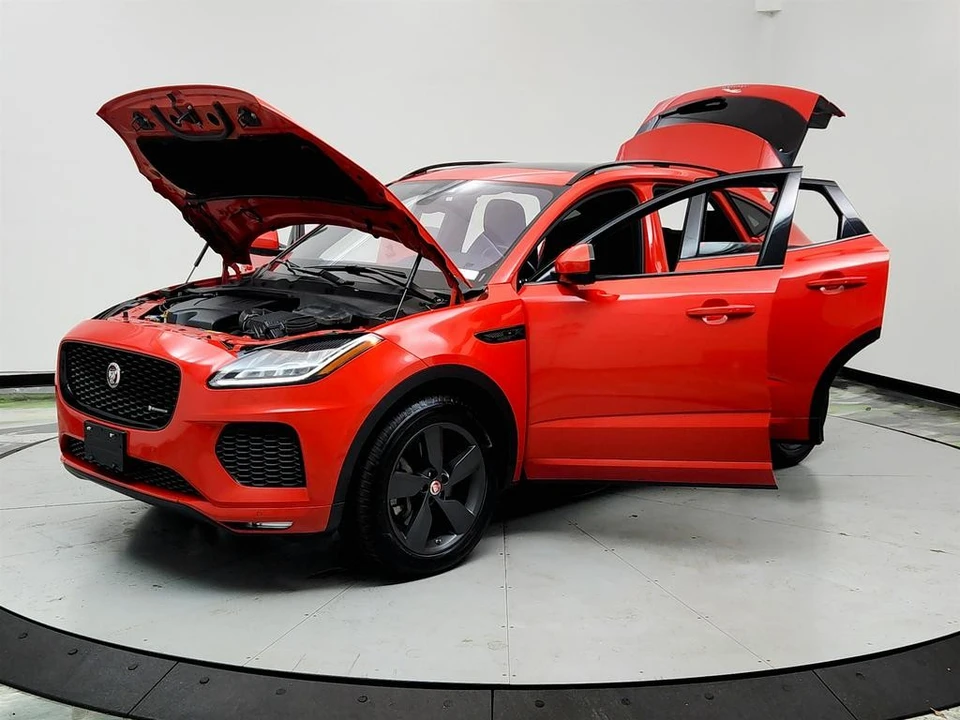 2020 Jaguar E-Pace - Image 9 of 12