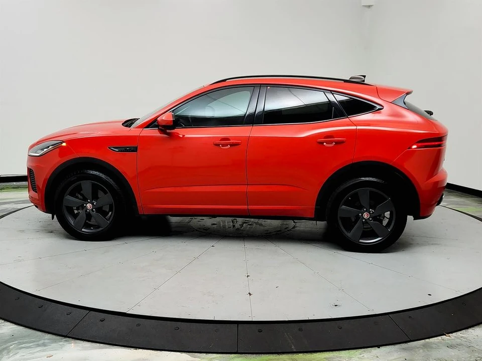 2020 Jaguar E-Pace - Image 8 of 12