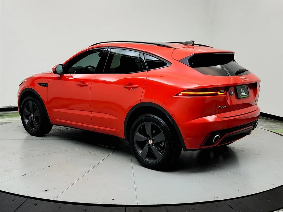 2020 Jaguar E-Pace - Image 7 of 12