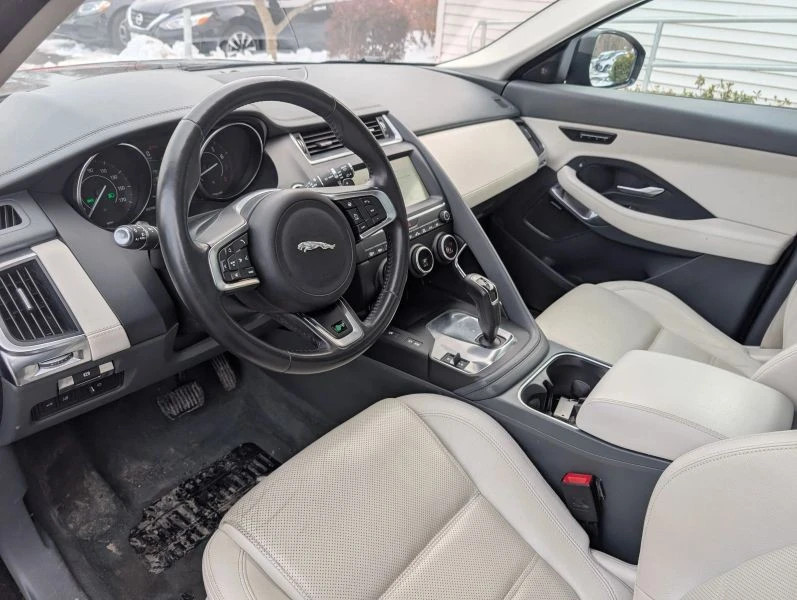 2020 Jaguar E-Pace - Image 8 of 12