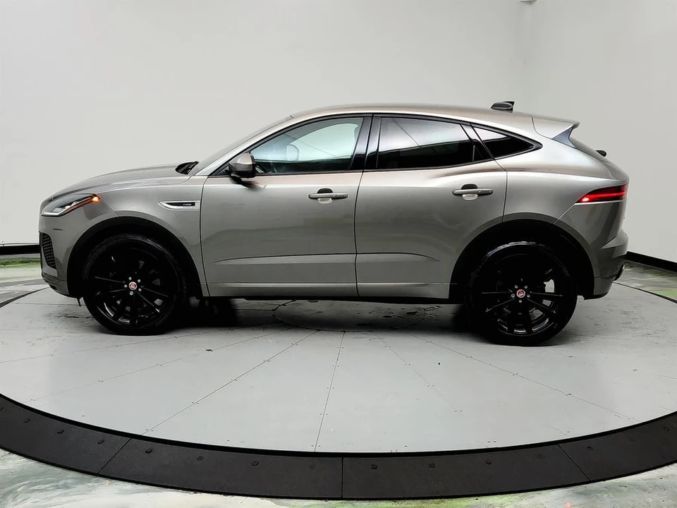 2020 Jaguar E-Pace - Image 8 of 12