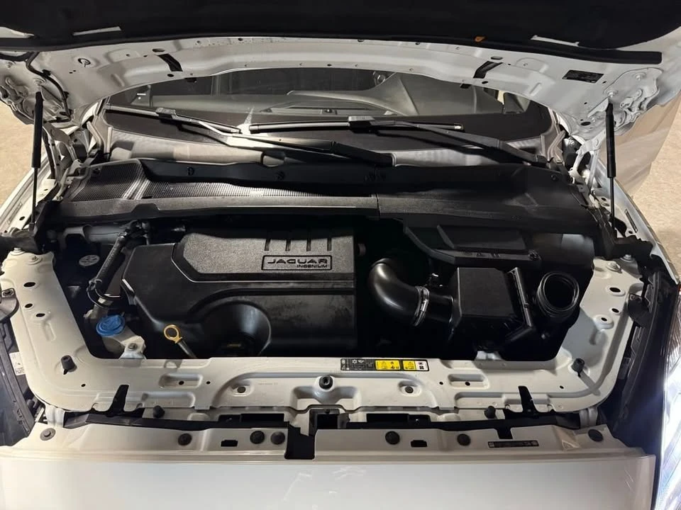 2020 Jaguar E-Pace - Image 17 of 20