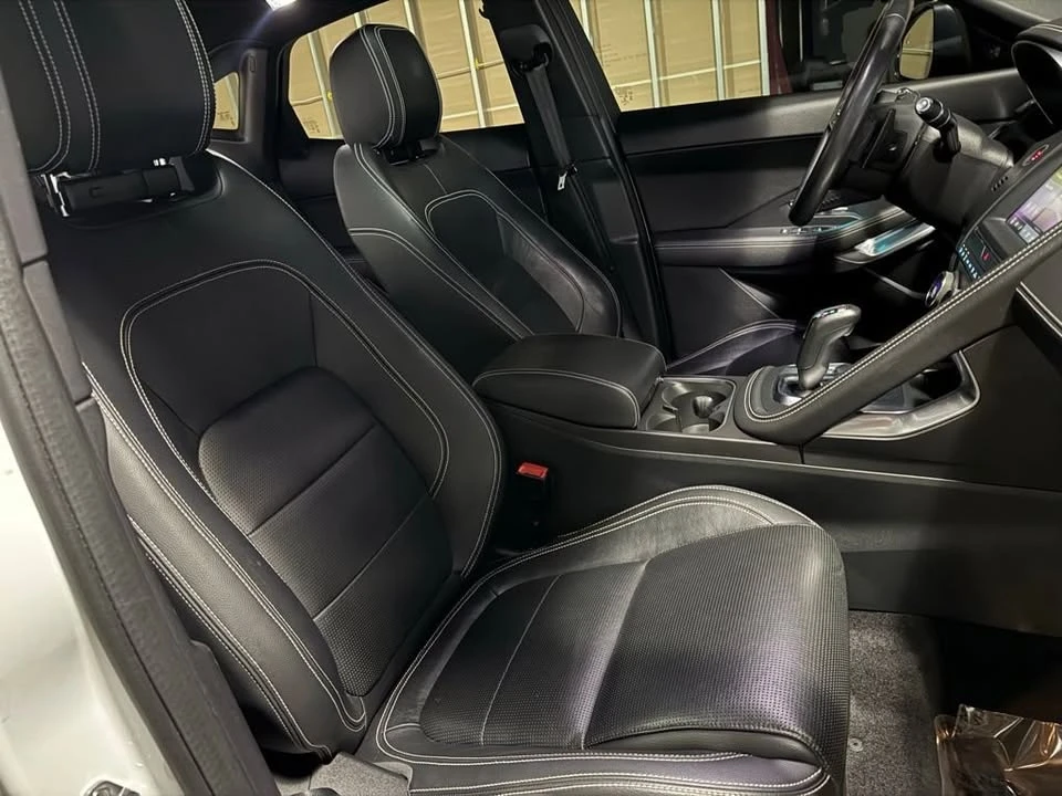 2020 Jaguar E-Pace - Image 14 of 20