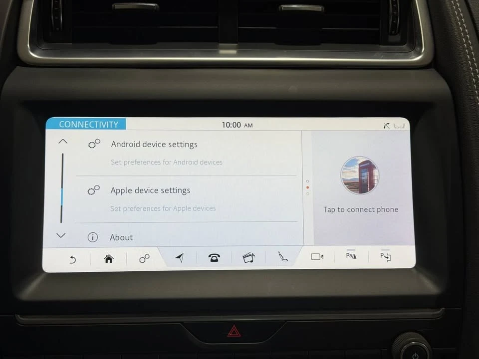 2020 Jaguar E-Pace - Image 19 of 20