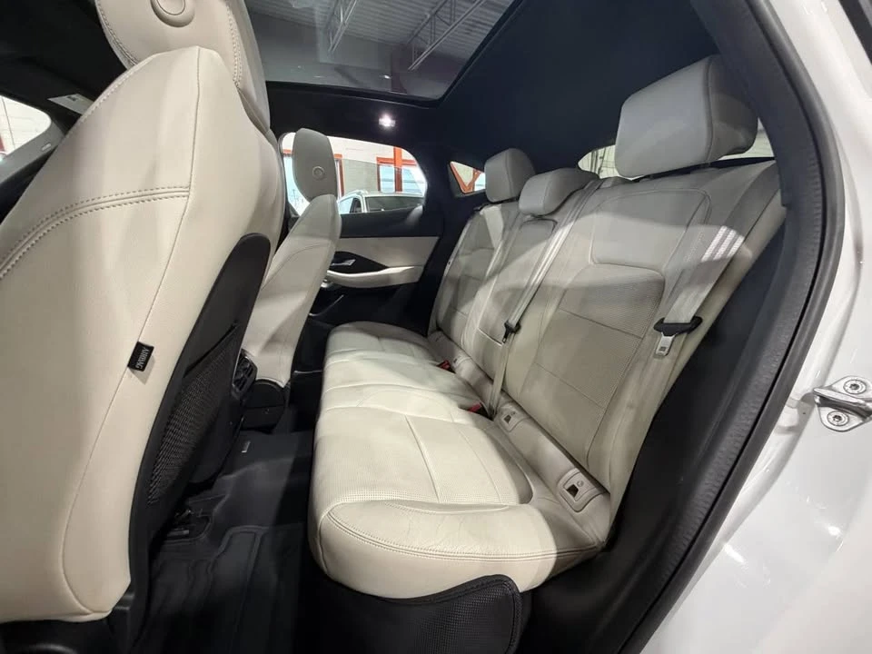 2020 Jaguar E-Pace - Image 14 of 20