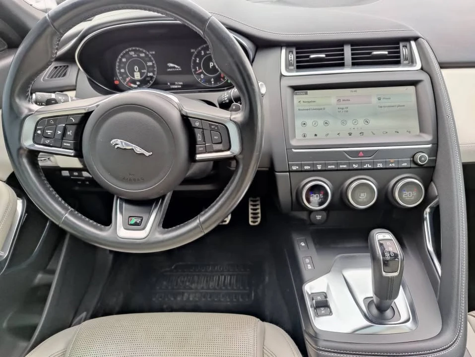 2020 Jaguar E-Pace - Image 11 of 14