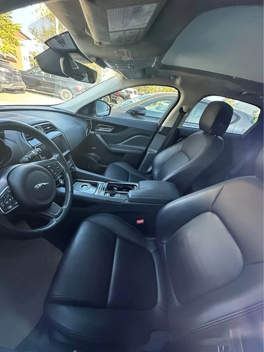 2020 Jaguar F-Pace - Image 3 of 3