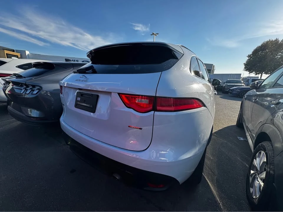 2020 Jaguar F-Pace - Image 3 of 5