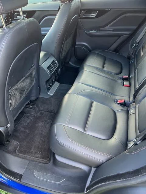 2020 Jaguar F-Pace - Image 5 of 12