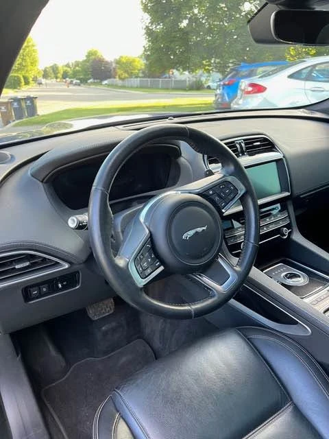 2020 Jaguar F-Pace - Image 3 of 12