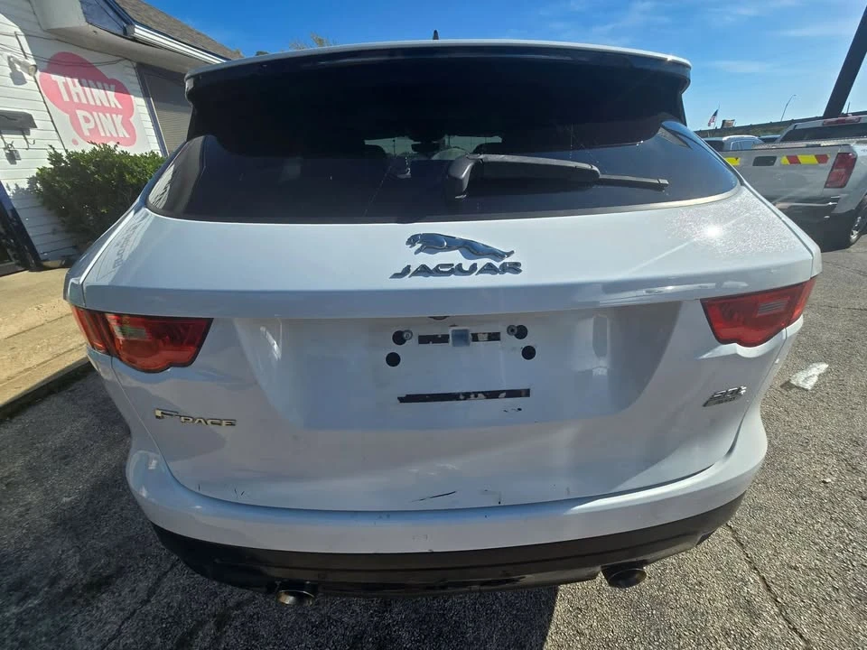 2020 Jaguar F-Pace - Image 7 of 20