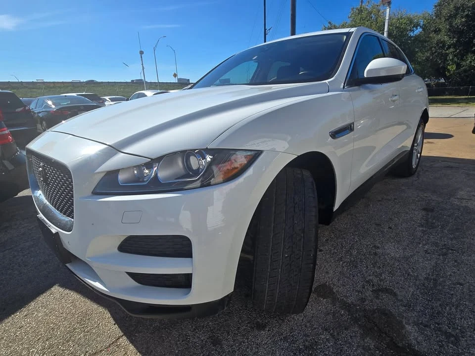 2020 Jaguar F-Pace - Image 13 of 20