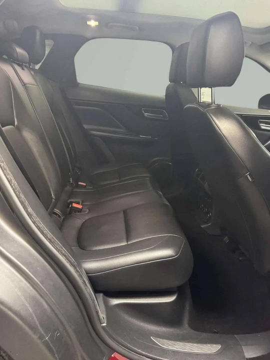 2020 Jaguar F-Pace - Image 8 of 8