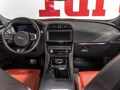 2020 Jaguar F-Pace - Image 5 of 7