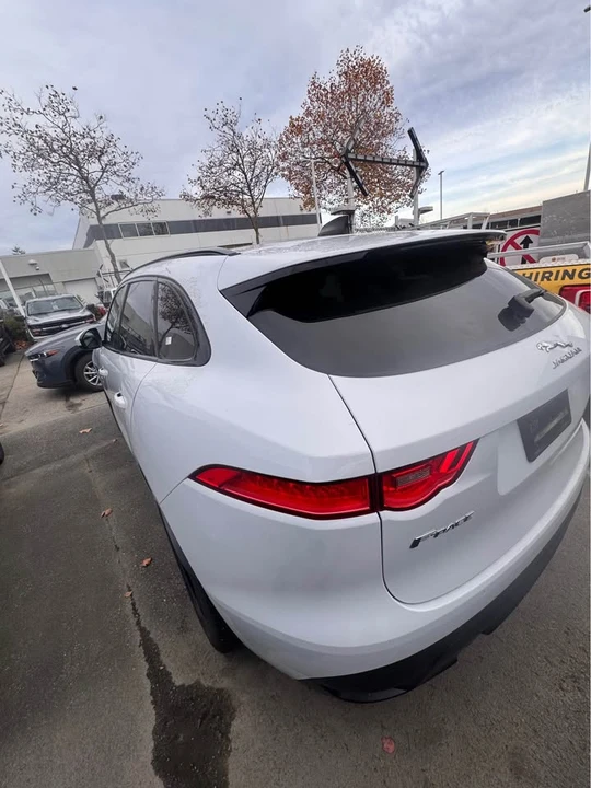 2020 Jaguar F-Pace - Image 5 of 5