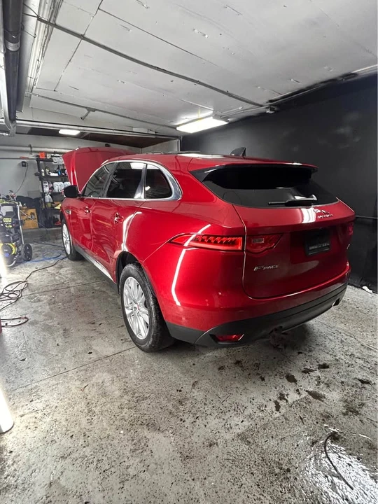 2020 Jaguar F-Pace - Image 2 of 9