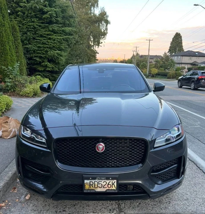 2020 Jaguar F-Pace - Image 2 of 4