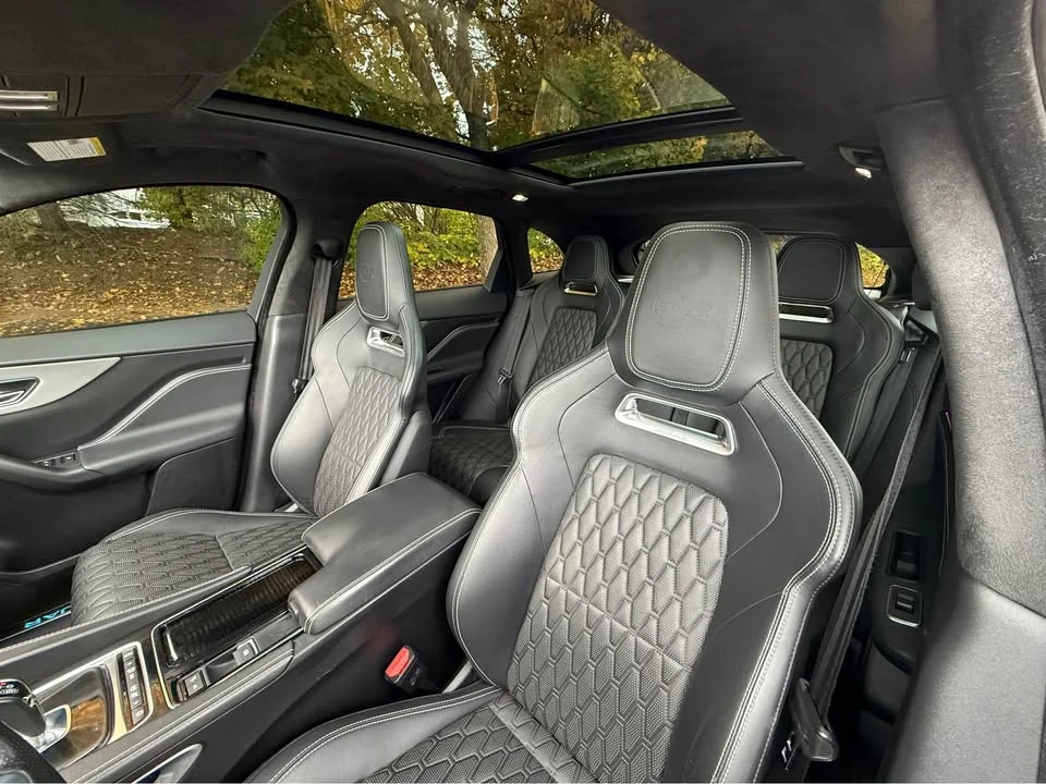 2020 Jaguar F-Pace - Image 5 of 8