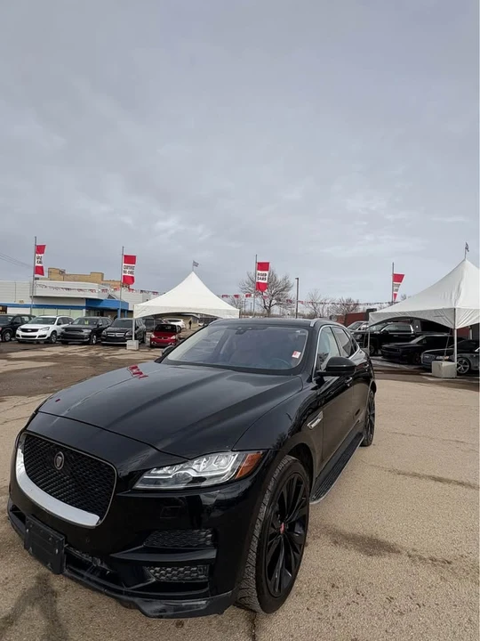 2020 Jaguar F-Pace - Image 12 of 18