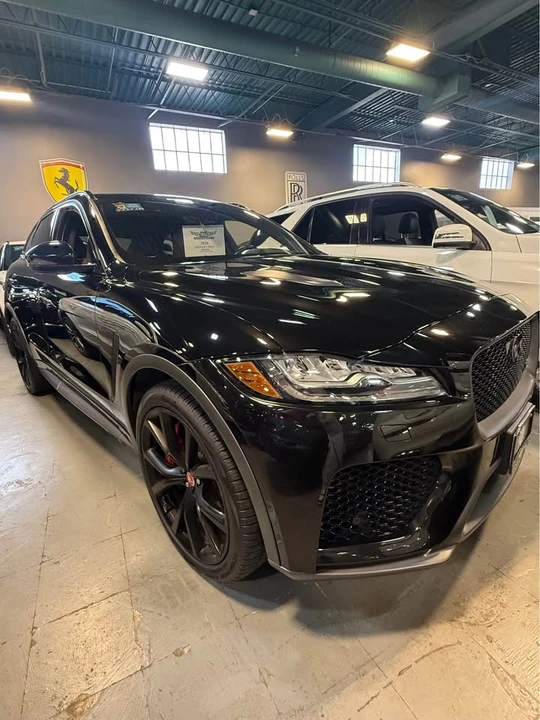 2020 Jaguar F-Pace - Image 2 of 9