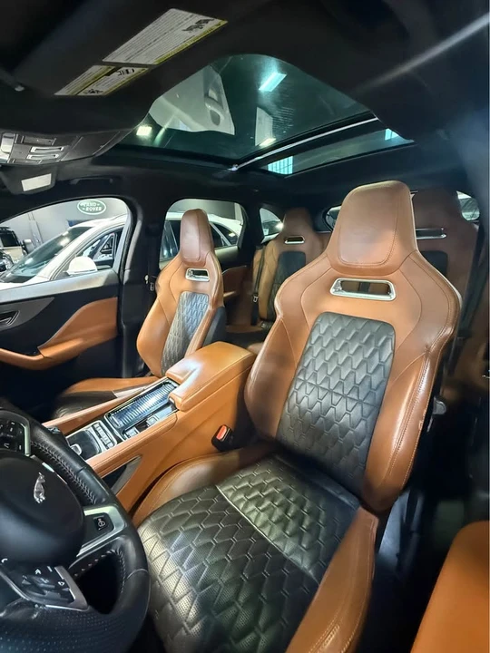 2020 Jaguar F-Pace - Image 5 of 9