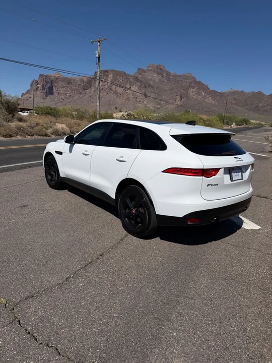 2020 Jaguar F-Pace - Image 6 of 20