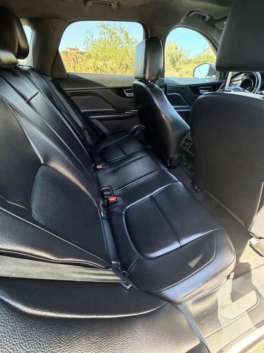 2020 Jaguar F-Pace - Image 11 of 20