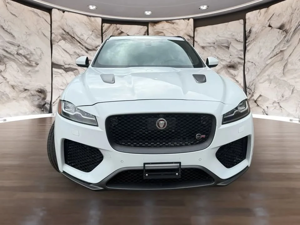 2020 Jaguar F-Pace - Image 7 of 17
