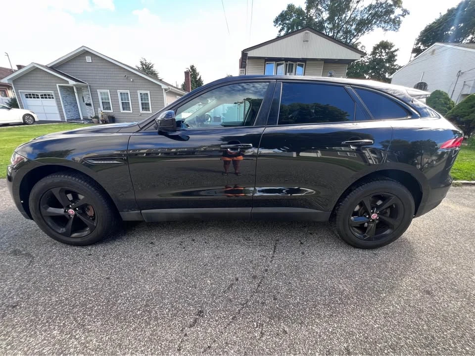 2020 Jaguar F-Pace - Image 10 of 11