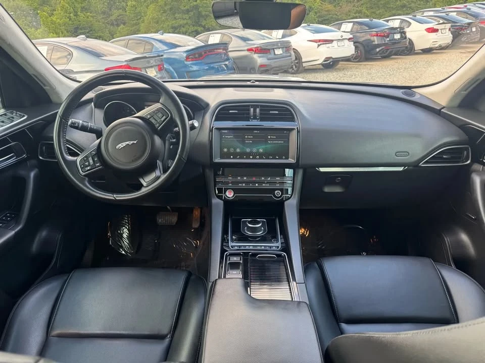 2020 Jaguar F-Pace - Image 17 of 20