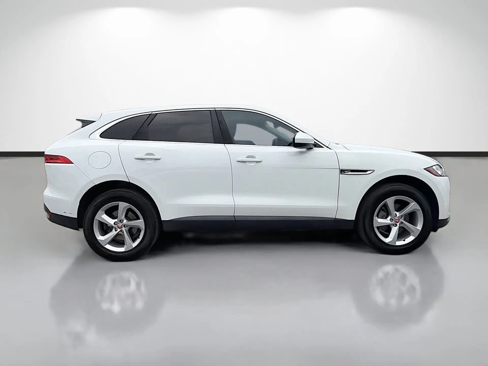 2020 Jaguar F-Pace - Image 2 of 9