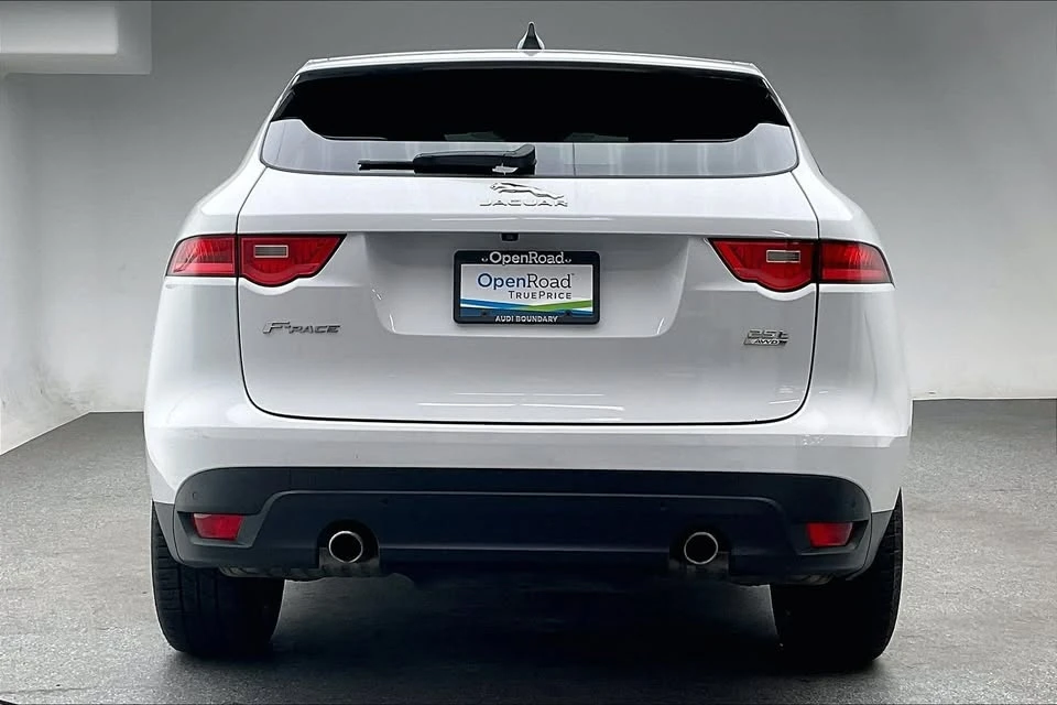 2020 Jaguar F-Pace - Image 5 of 20