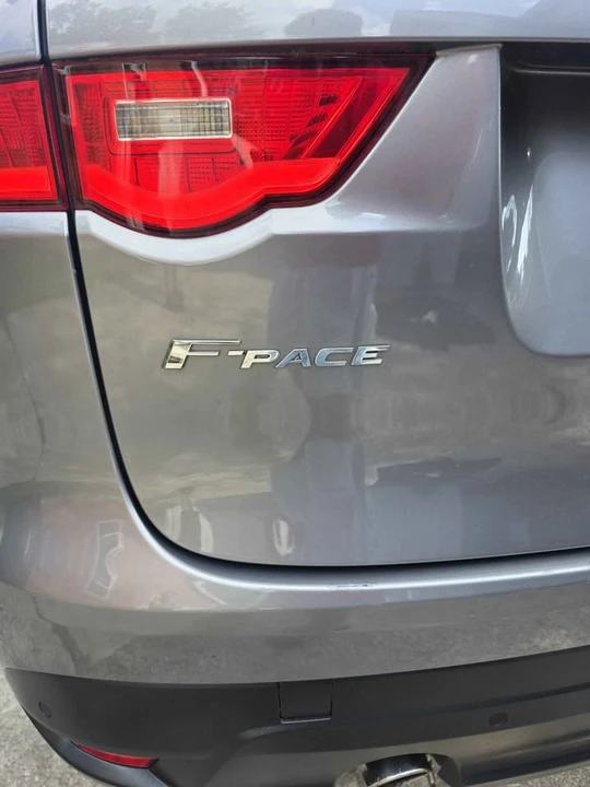2020 Jaguar F-Pace - Image 6 of 14