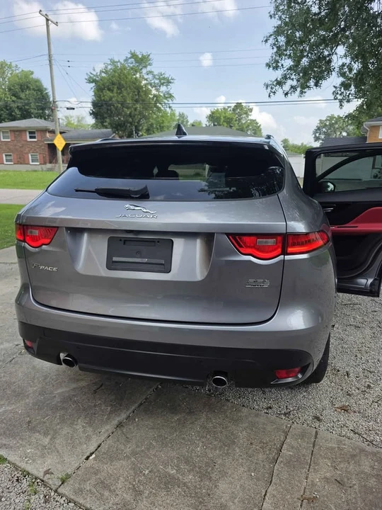 2020 Jaguar F-Pace - Image 3 of 14