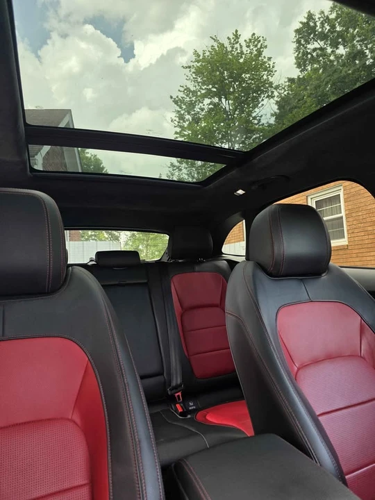 2020 Jaguar F-Pace - Image 6 of 13